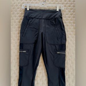 NWOT Athleta Headlands Hybrid Cargo II Tights